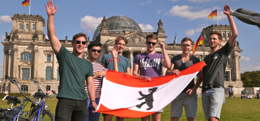 klassenfahrt-berlin-reichstag-01 Klassenfahrt nach Berlin mit einem Zuschuss zu den Fahrkosten
